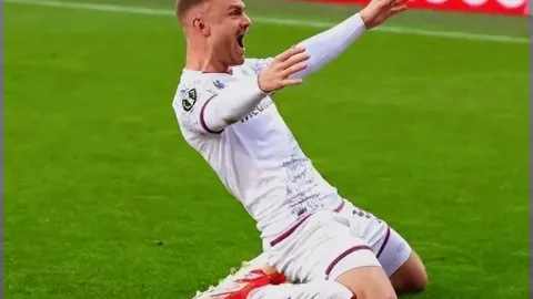 国米3-0卡利亚里，劳塔罗终结进球荒，意甲焦点战精彩落幕